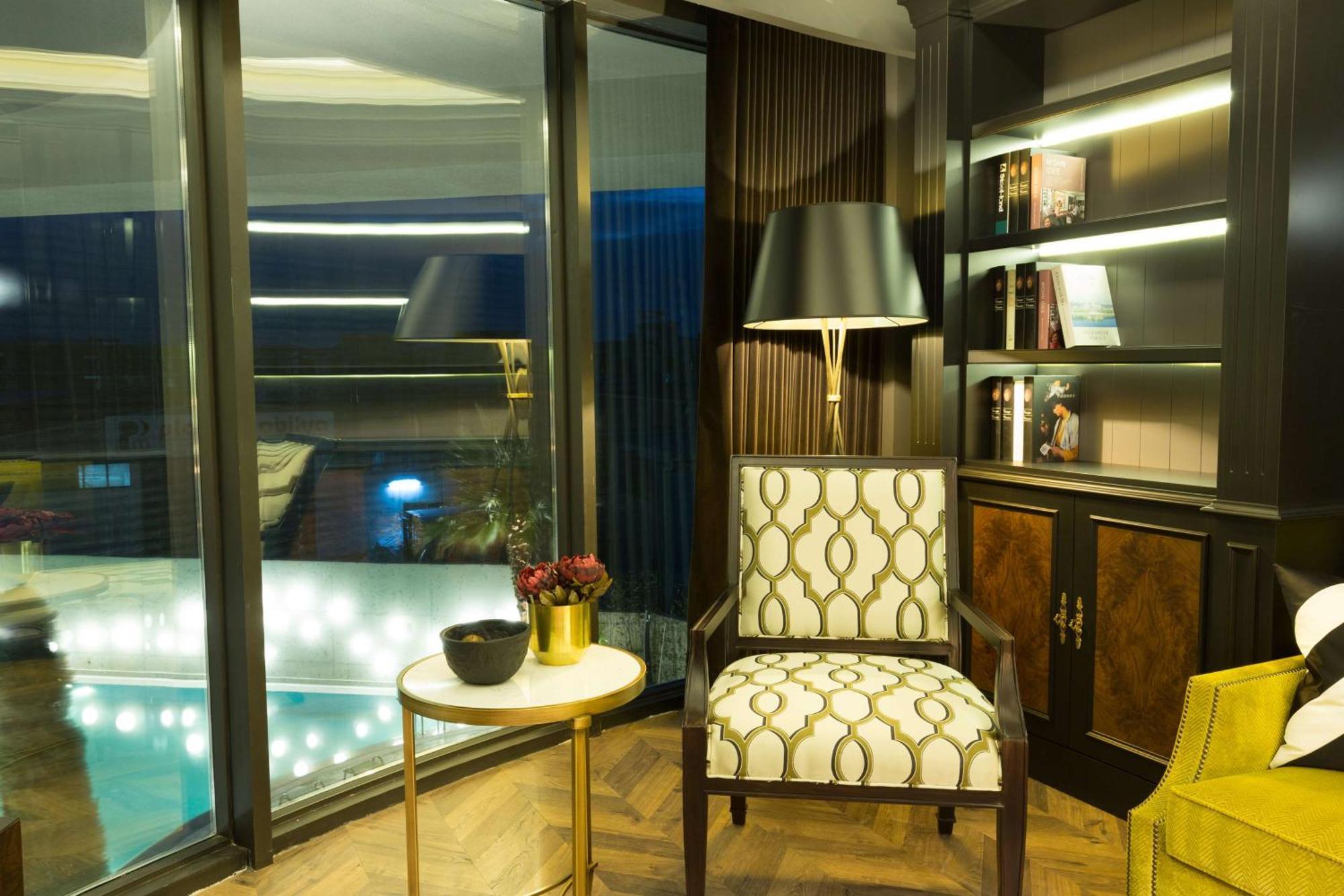 Hotel Doubletree By Hilton Izmir Airport Exteriér fotografie
